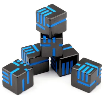 6-обикновен куб D6 Набор от цельнометаллических кубчета зарове Ролева RPG Pathfinder Shadowrun Игрови аксесоари за Подземия и Дракони