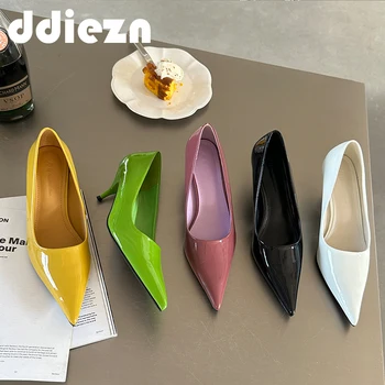 Обувки-лодки, дамски обувки на токчета, ежедневни дамски обувки за новата пролет 2024 г., в луксозна офис обувки, модни дамски обувки на среден ток